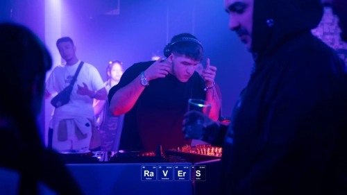 HT_RAVERS_221224-023 en Octogon 360