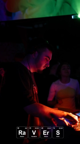 HT_RAVERS_221224-148 en Octogon 360
