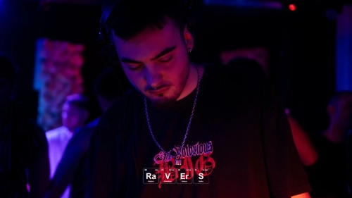 HT_RAVERS_221224-162 en Octogon 360